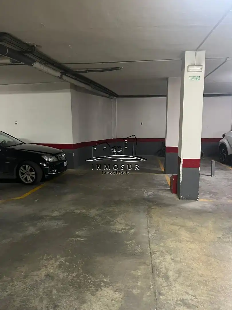 Individual for sale in Centro