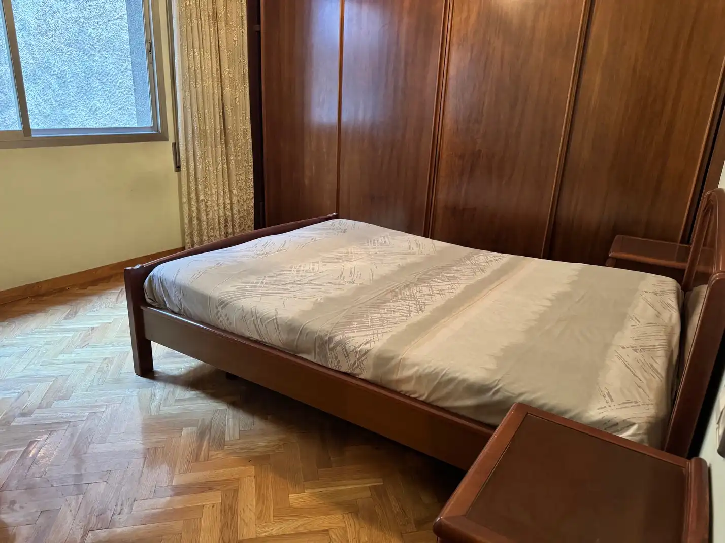 Habitación de Piso en venta en Barcelona con Aire acondicionado, Calefacción y Horno