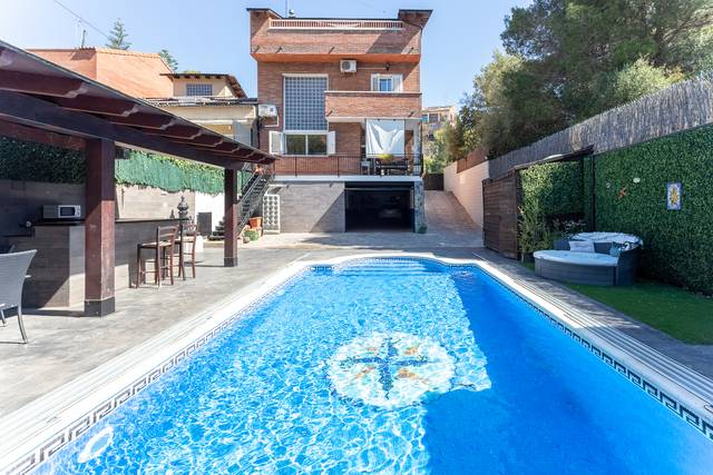 Casa-chalet en Venta en La Sentiu