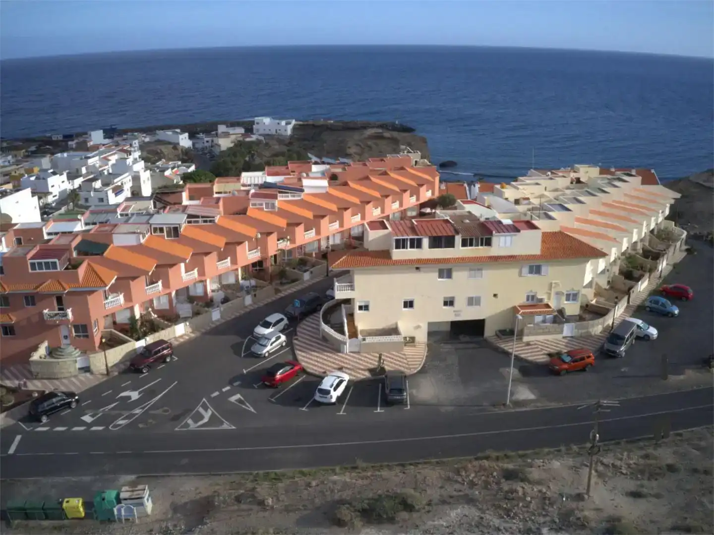 Vista exterior de Pis en venda en Arico amb Aire condicionat i Balcó