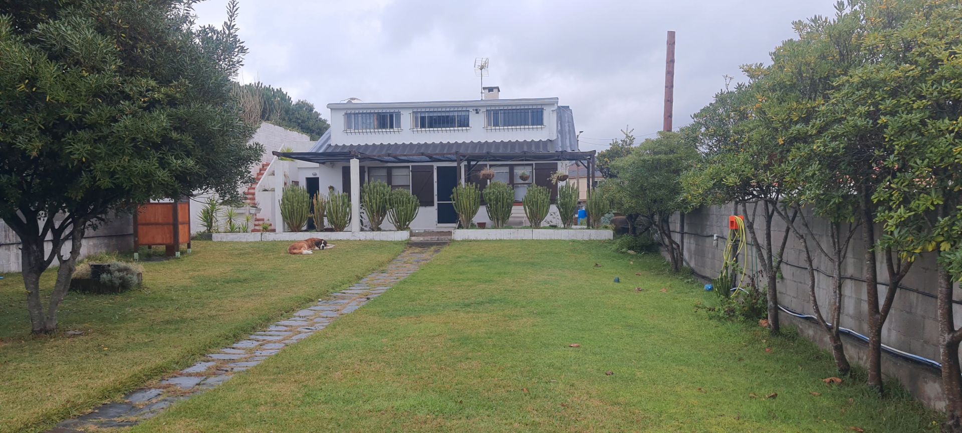 Exterior view of House or chalet for sale in Carballo  with Private garden, Terrace and Furnished