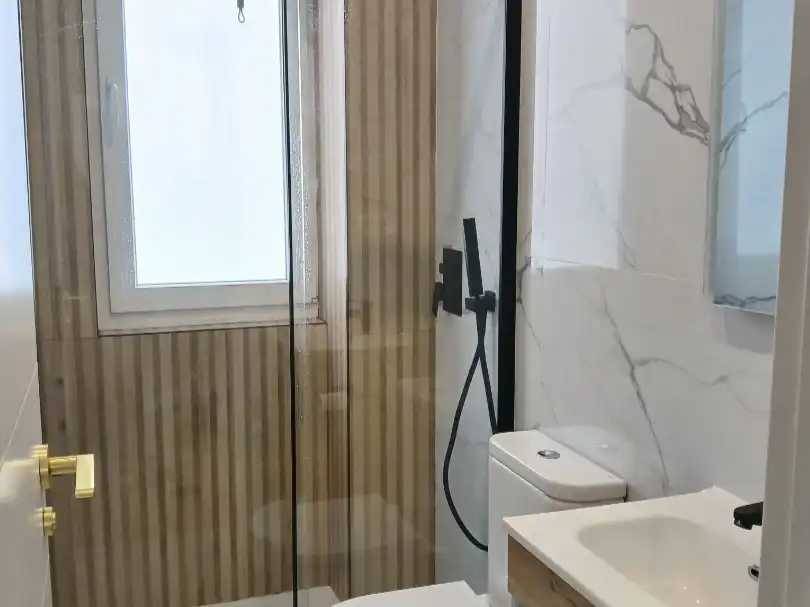 Baño de Piso en venta en Santander