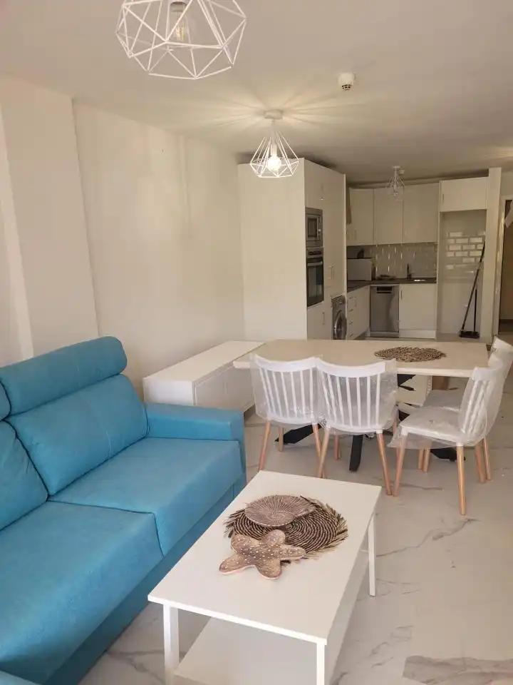 Flat with pool for sale in Meandro