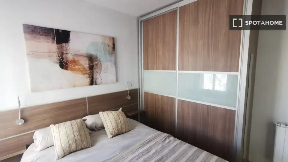 Flat with terrace to rent in Sant Martí