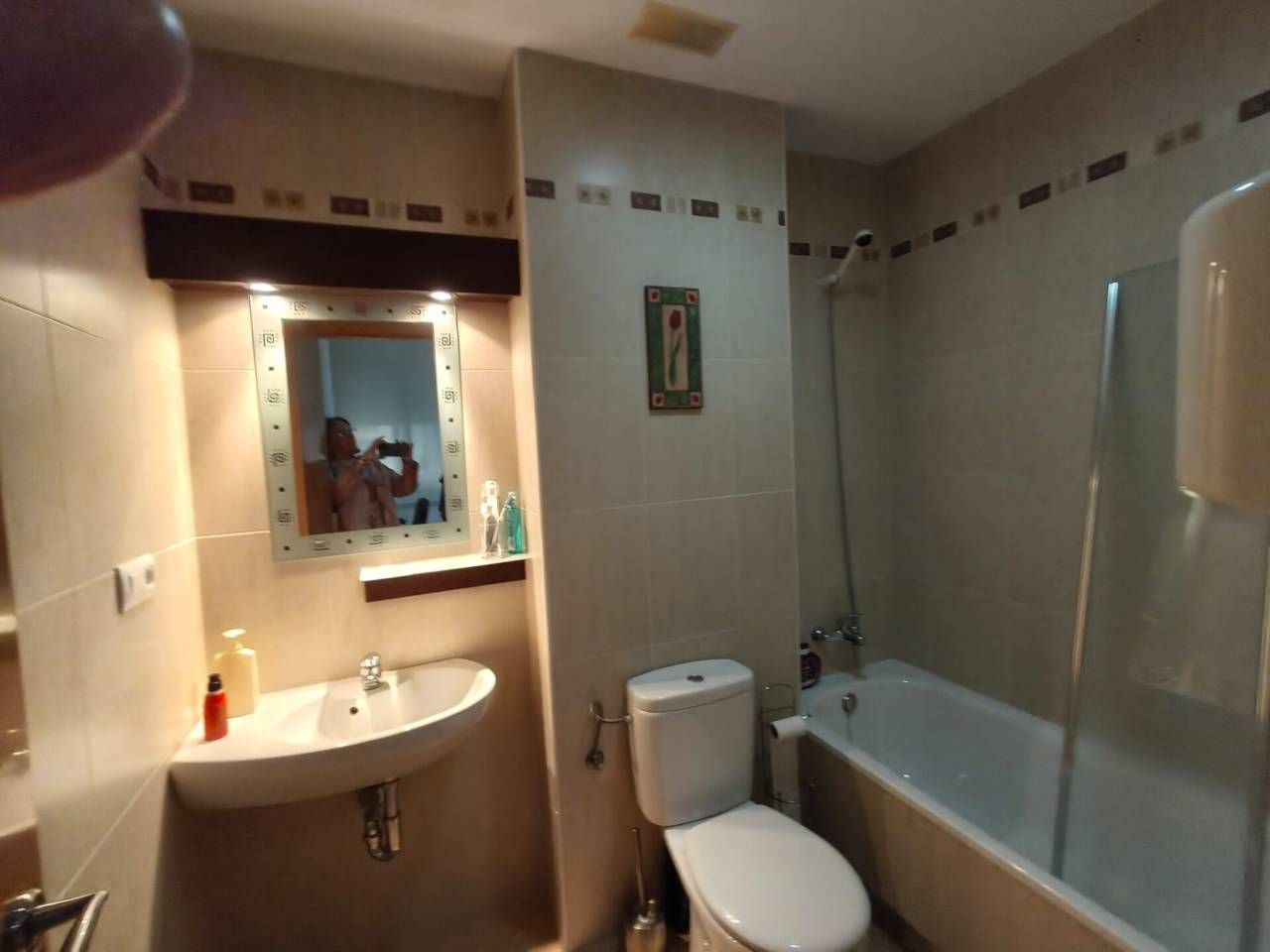 Bathroom of Flat for sale in Elche / Elx  with Air Conditioner and Furnished