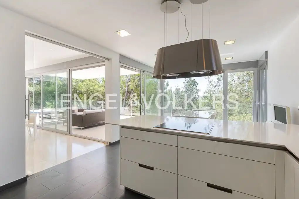 Cocina de Casa o chalet de alquiler en Chiva con Aire acondicionado, Calefacción y Jardín privado