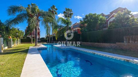 Foto 5 de Casa adosada en venta en Cortijo Torrequebrada, Benalmádena