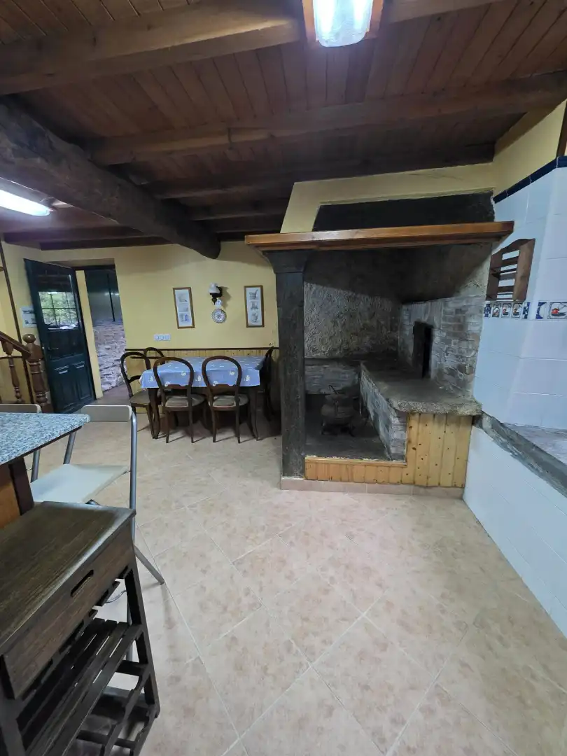 Casa adosada en venta en Narón con Calefacción, Jardín privado y Amueblado