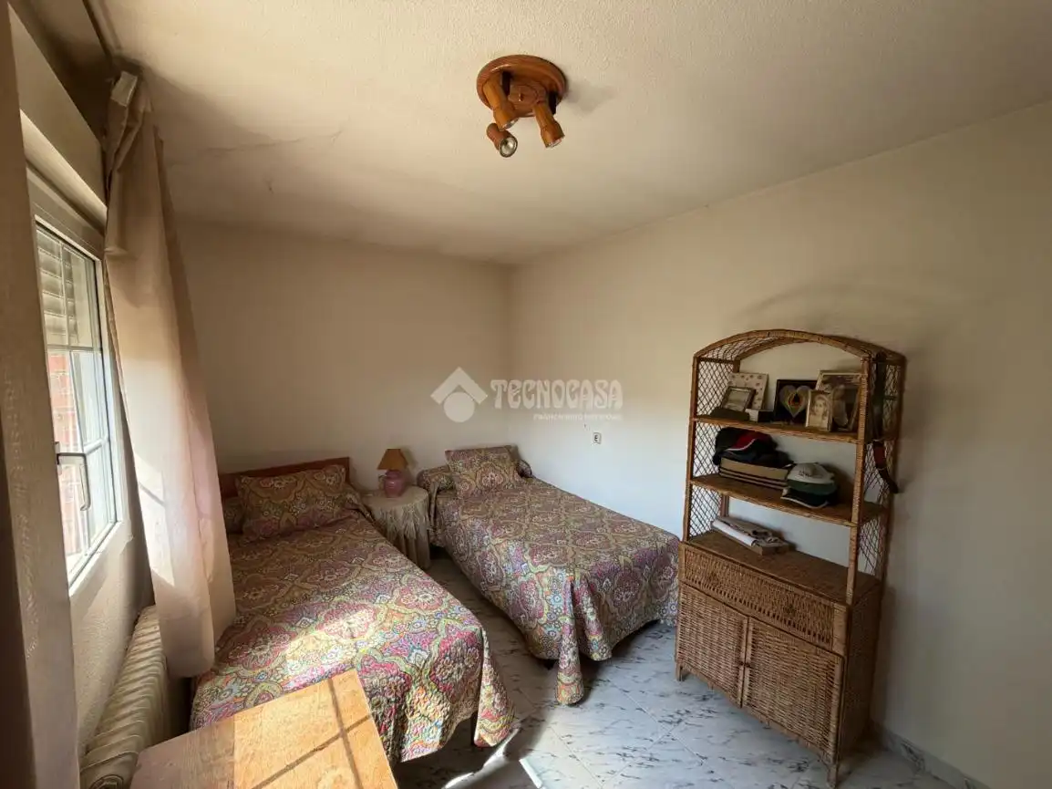 Dormitori de Casa o xalet en venda en Valdetorres de Jarama amb Calefacció