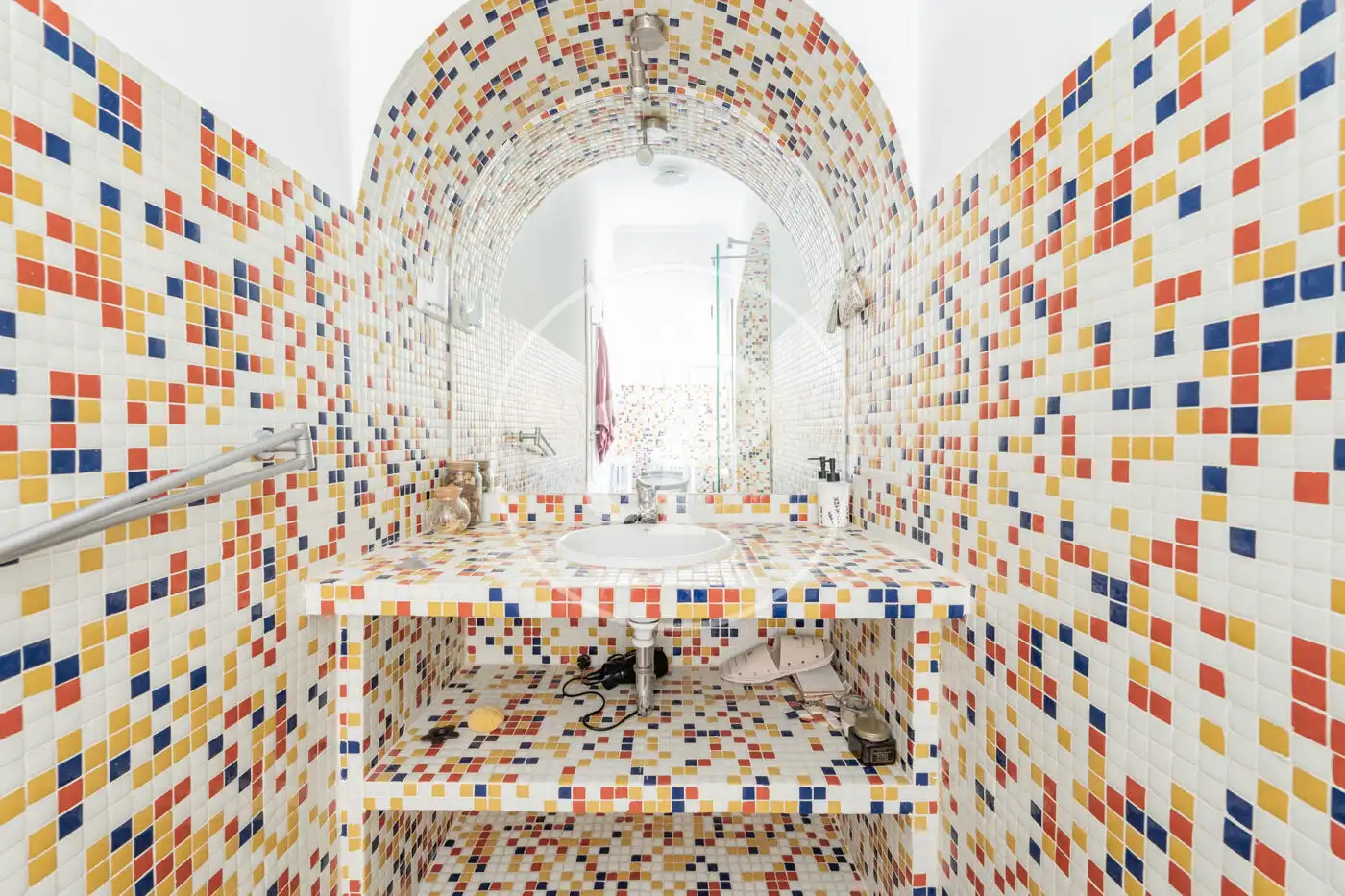 Badezimmer von Wohnung zur Miete in Madrid mit Klimaanlage, Heizung und Terrasse