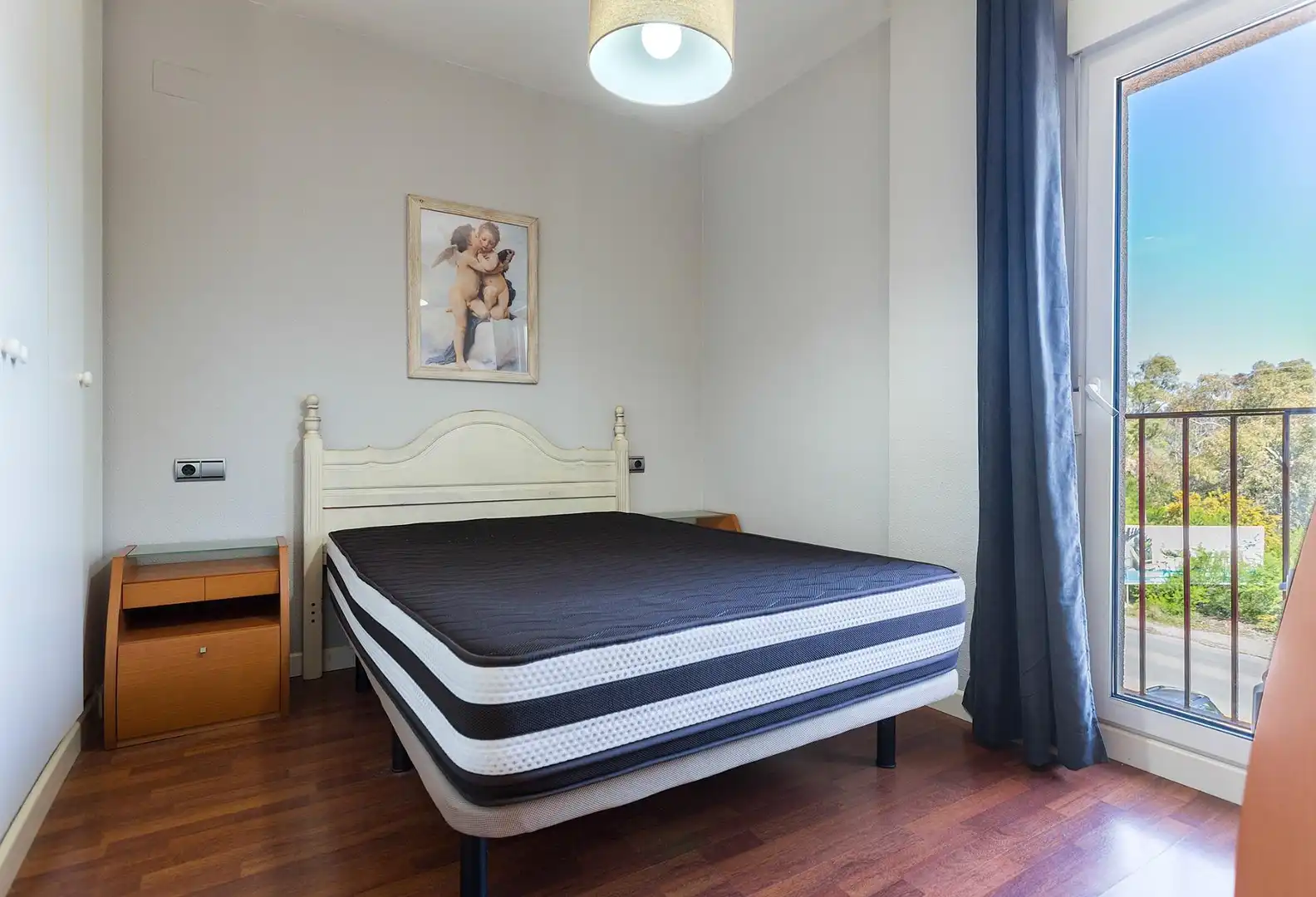 Dormitori de Pis en venda en El Puerto de Santa María amb Aire condicionat i Balcó