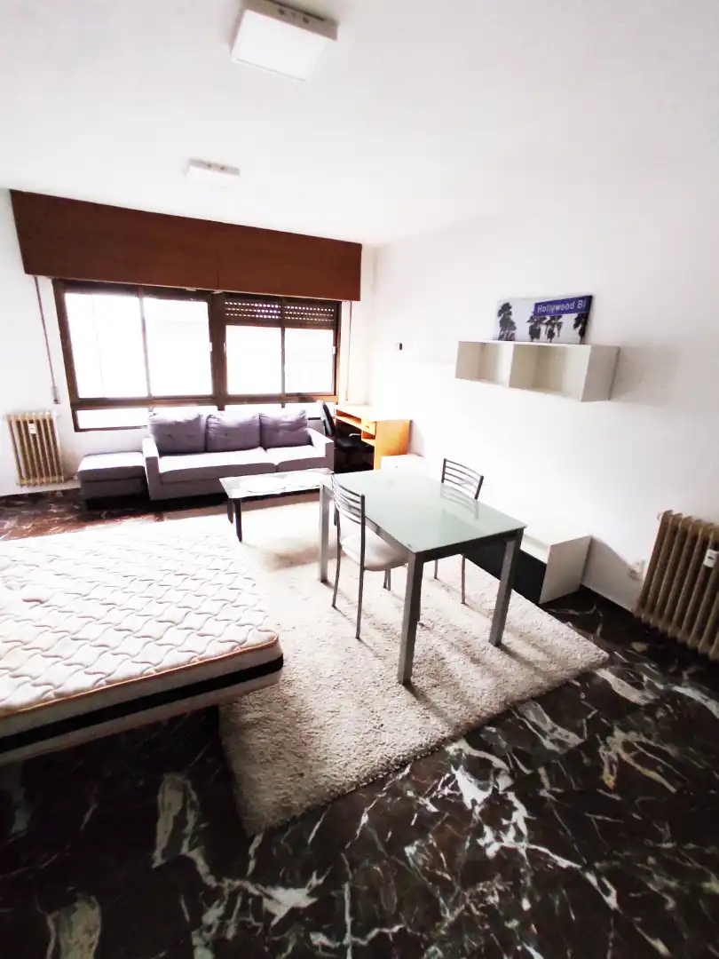 Wohnung zur Miete in Calle Tablas, 9, Centro - Sagrario