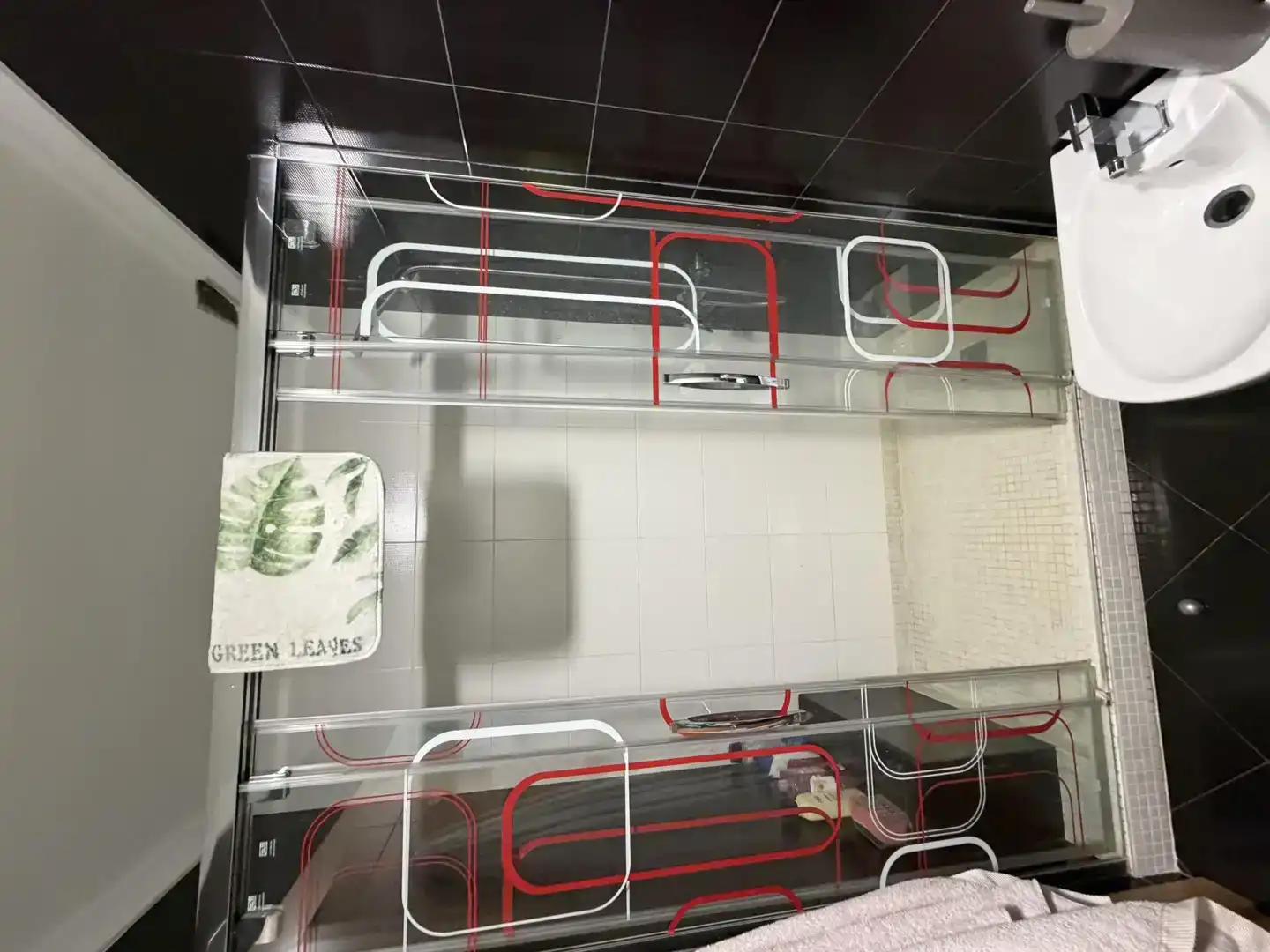 Baño de Casa o chalet para compartir en Málaga con Aire acondicionado, Jardín privado y Piscina