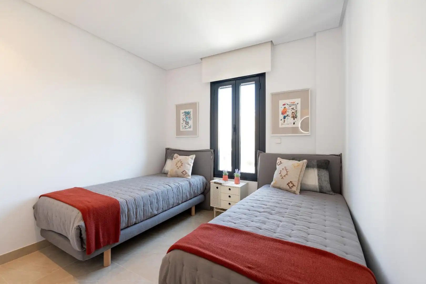 Habitación de Casa adosada en venta en Elche / Elx con Piscina comunitaria