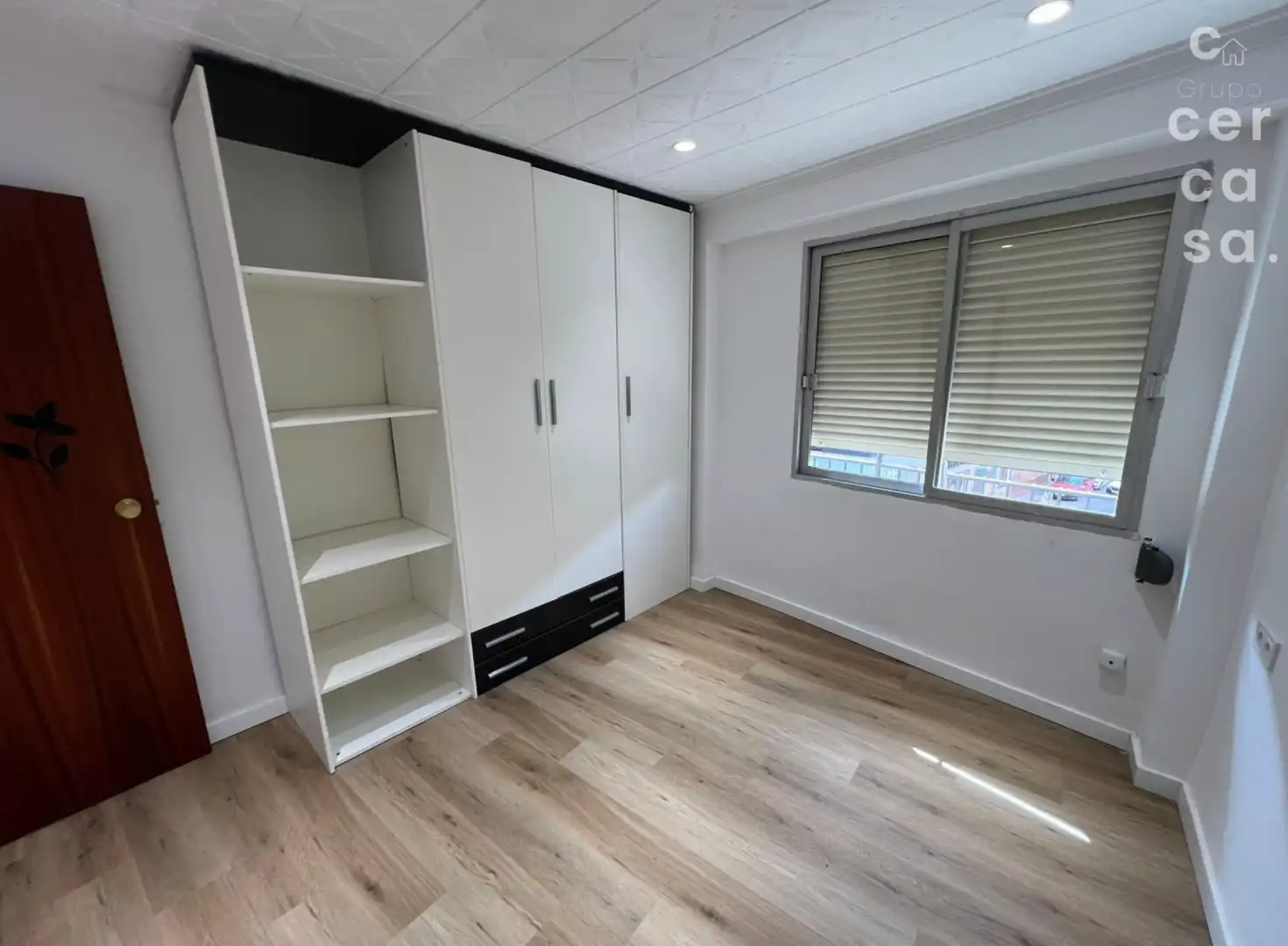 Habitación de Piso en venta en Torrent con Balcón