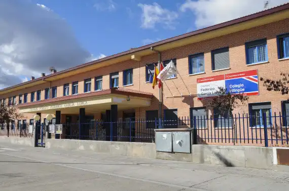 Vista exterior de Dúplex en venta en Camarma de Esteruelas, Madrid