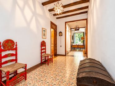 Casa a schiera con giardino in vendita a Centre - Nucli Antic