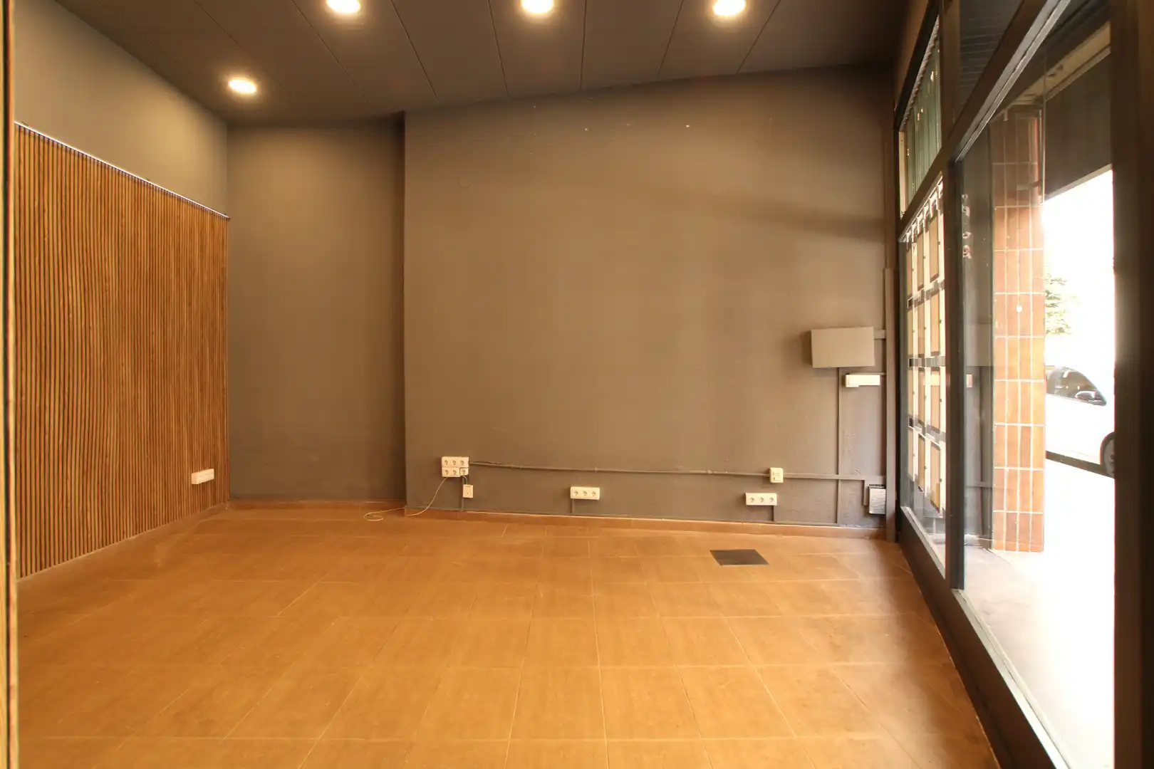 Geschaftsraum zur Miete in Argentona