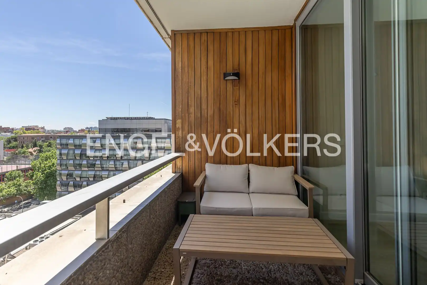 Balcony of Flat for rent in Madrid  with Air Conditioner, Heating and Terrace