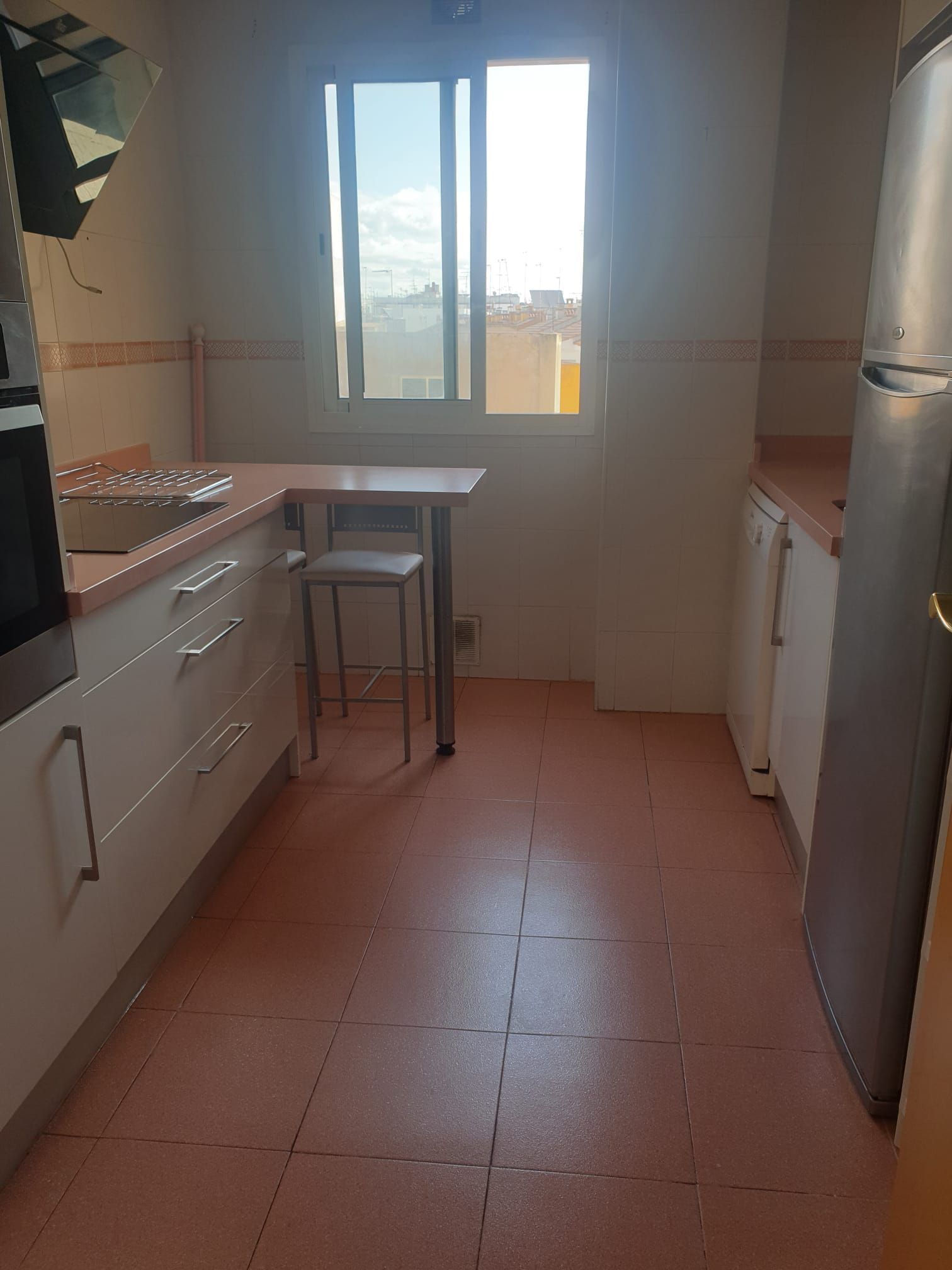 Kitchen of Flat for sale in Mairena del Aljarafe  with Air Conditioner, Heating and Storage room