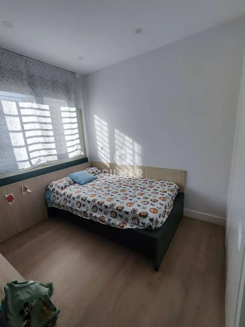 Habitación de Casa o chalet en venta en Parla con Calefacción, Jardín privado y Piscina