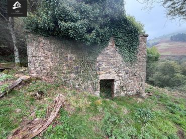 Casa rústica en venda a Selaya