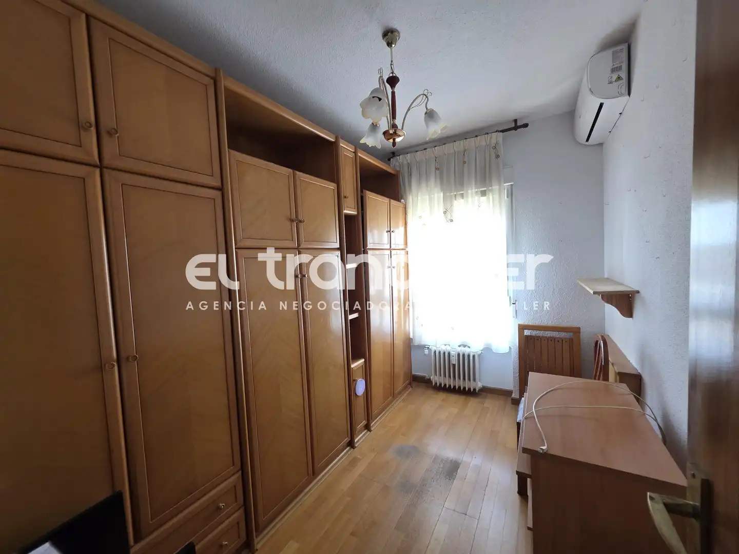 Bedroom of Flat for rent in Madrid  with Air Conditioner, Parquet flooring and Terrace