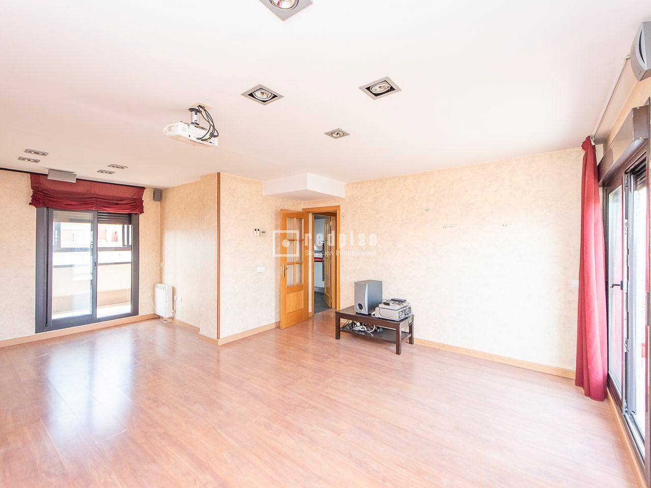 Living room of Flat for sale in Pinto  with Air Conditioner, Heating and Terrace