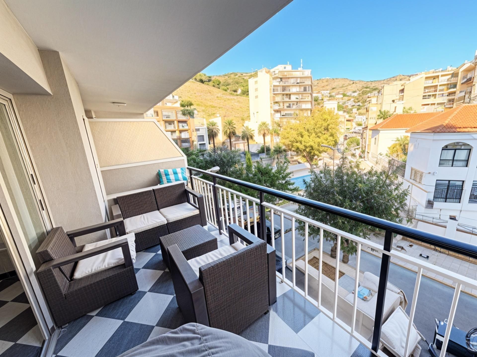 Vista exterior de Pis en venda en Cullera amb Terrassa