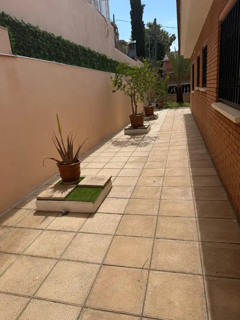 Terrasse von Haus oder Chalet zur Miete in Viladecans mit Klimaanlage, Heizung und Privatgarten