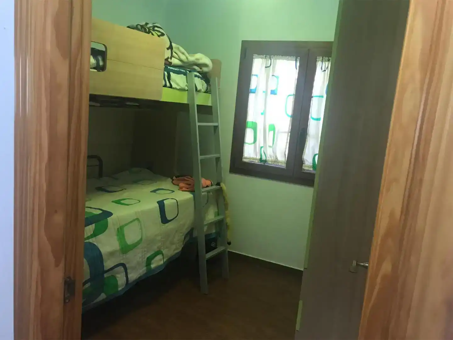 Dormitori de Casa o xalet en venda en Ingenio amb Aire condicionat, Jardí privat i Balcó