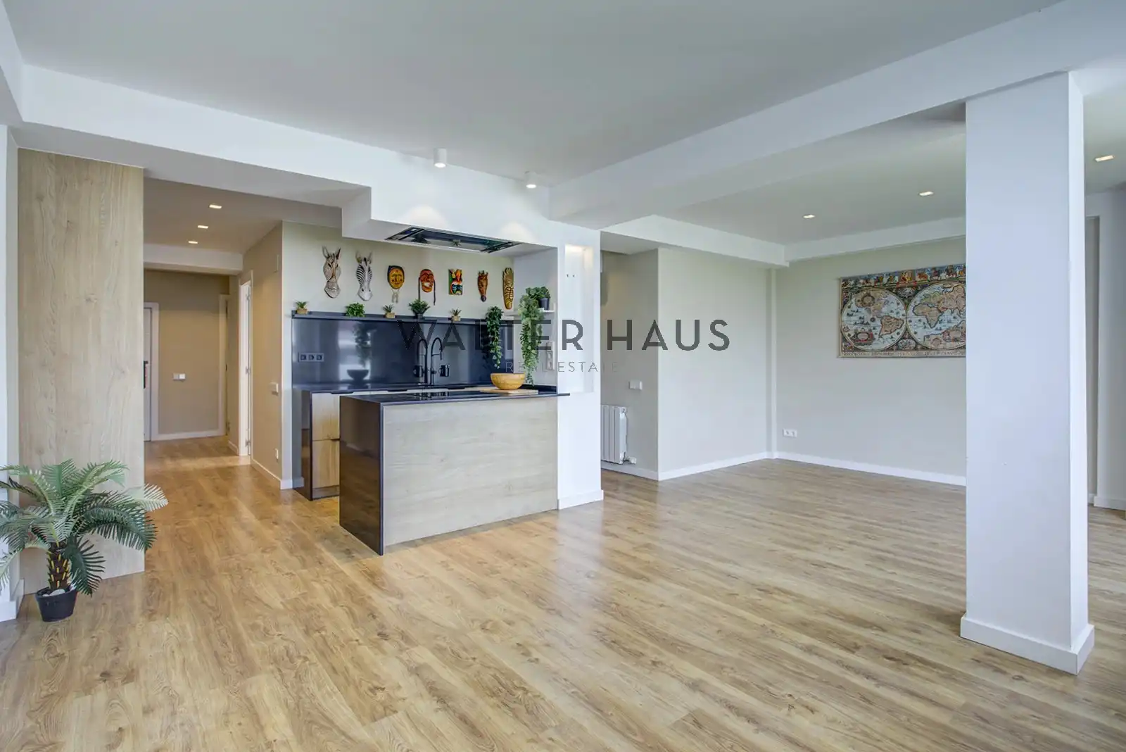 Kitchen of Attic for sale in Barcelona  with Air Conditioner, Terrace and Balcony