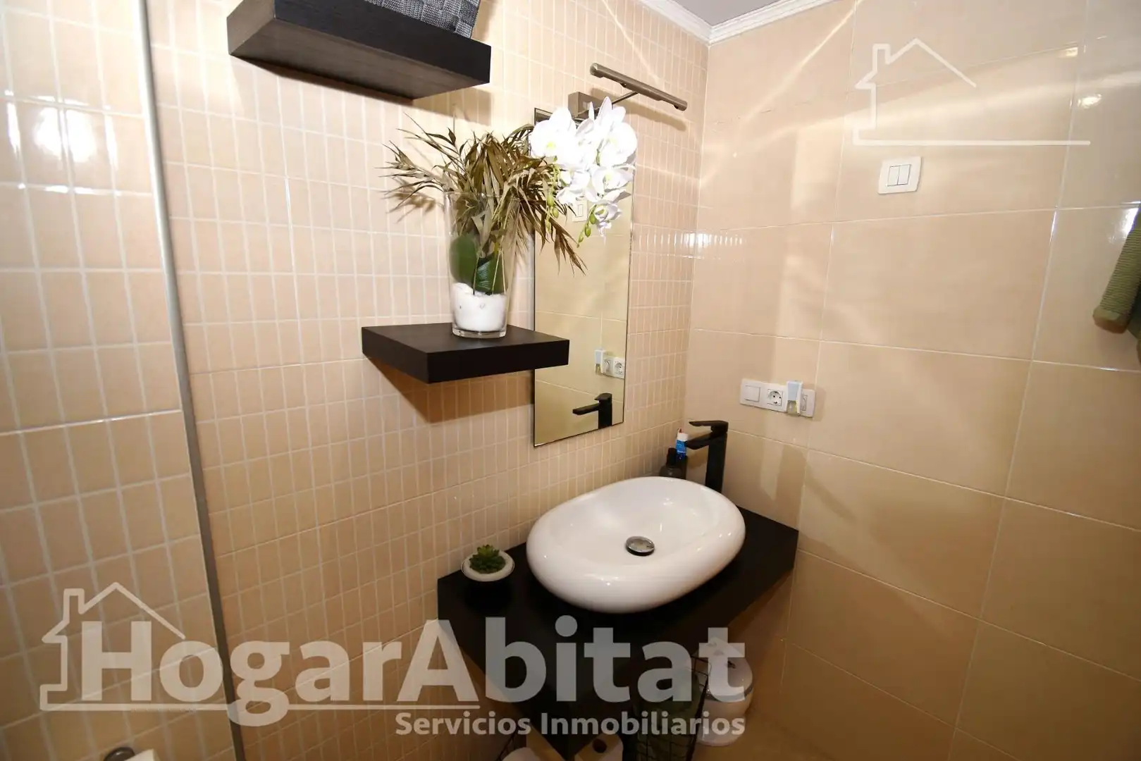 Badezimmer von Wohnung zum Verkauf in Burriana / Borriana mit Parkett, Möbliert und Balkon