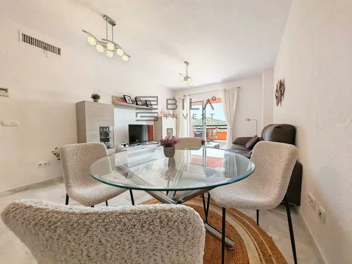 Flat with pool for sale in Urb. Reserva de Marbella, imagen 8
