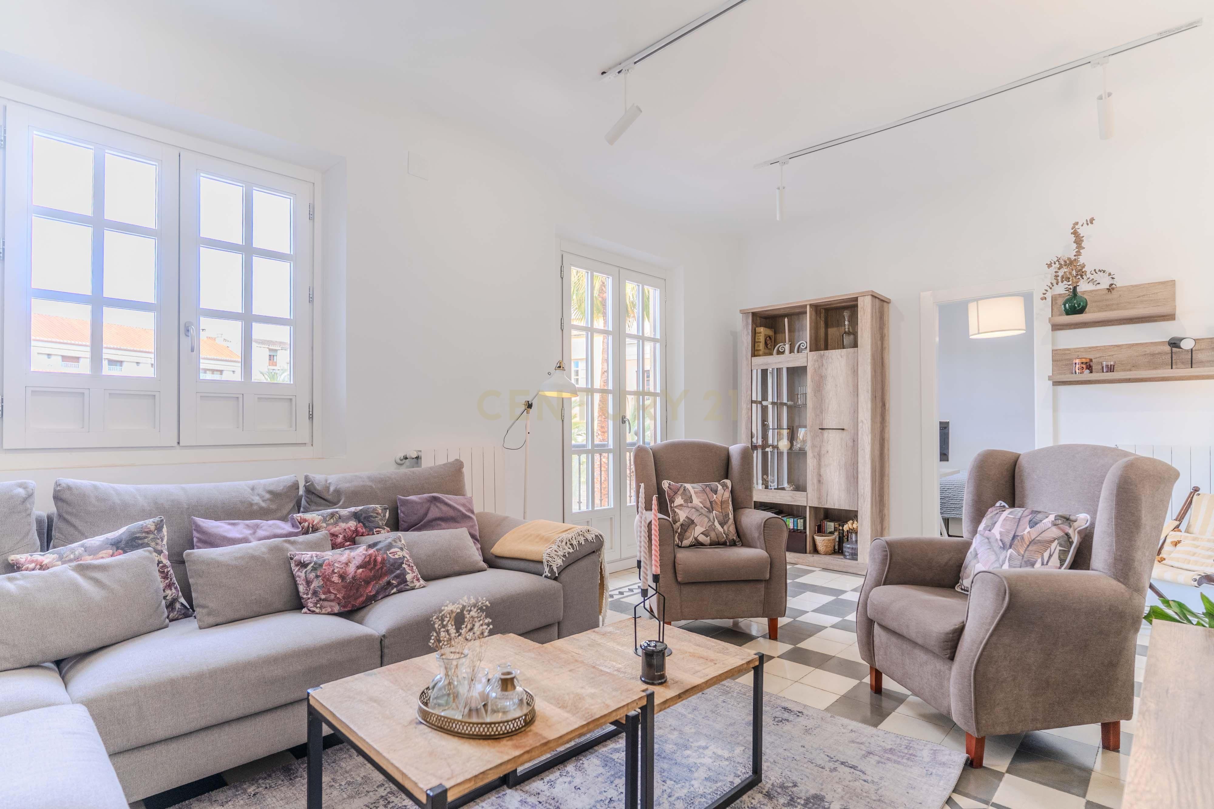 Sala de estar de Apartamento en venta en  Granada Capital con Horno, Lavadora y Microondas