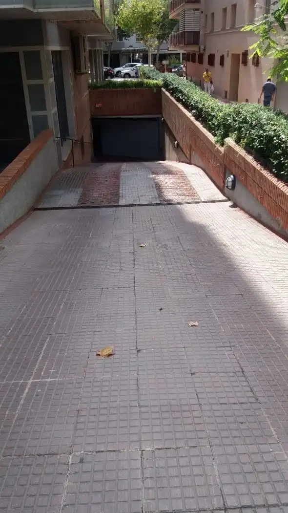 Einzelparkplatz zum Verkauf in Centre, imagen 2