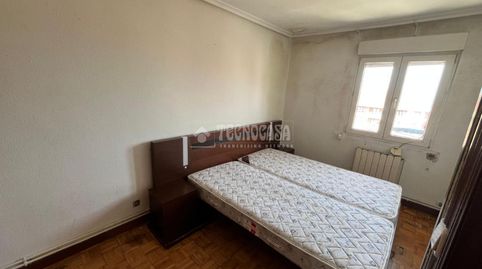 Foto 5 de Piso en venta en Los Castros, Santander
