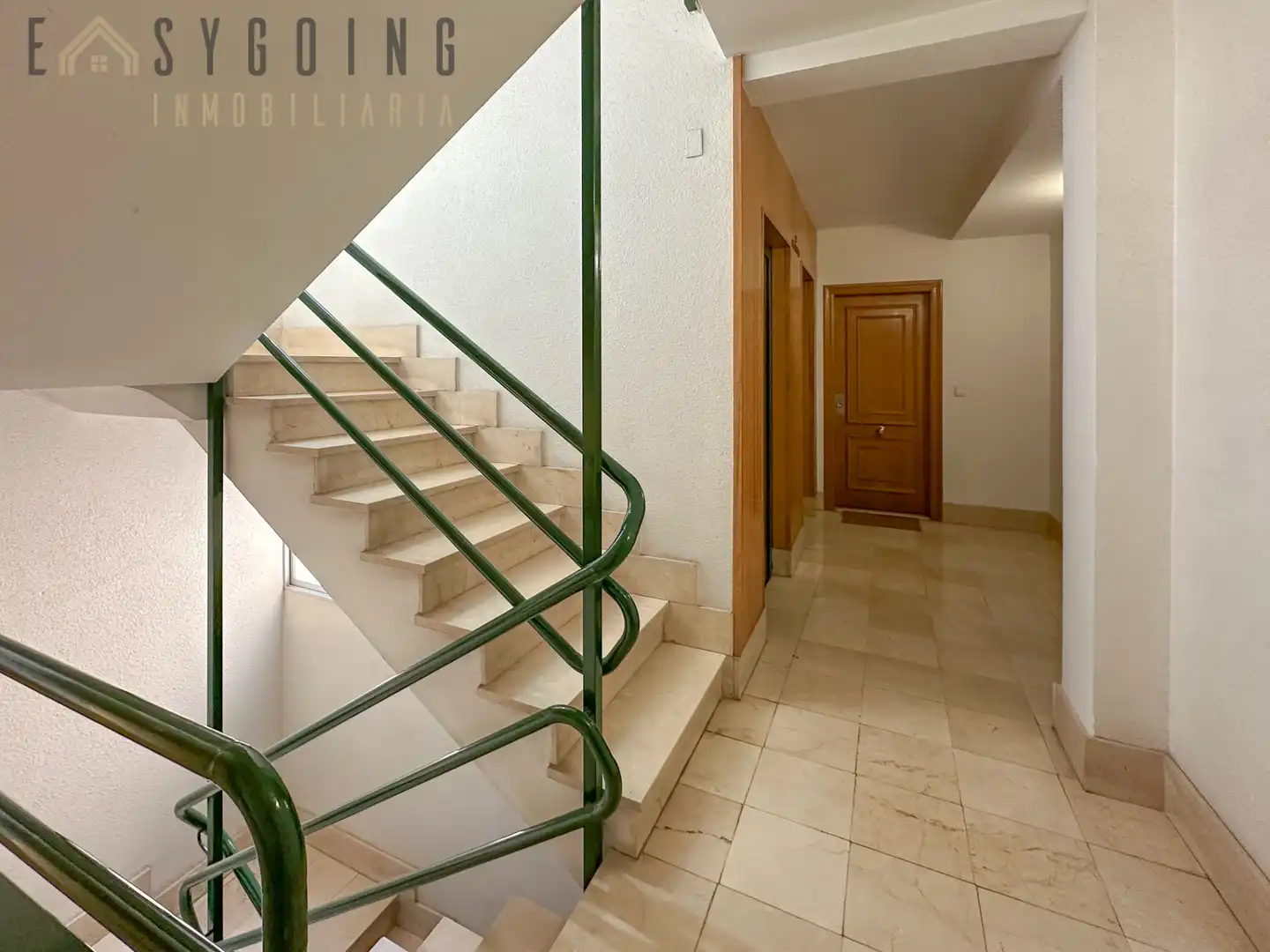 Ático en venta en Elche / Elx con Aire acondicionado, Terraza y Amueblado