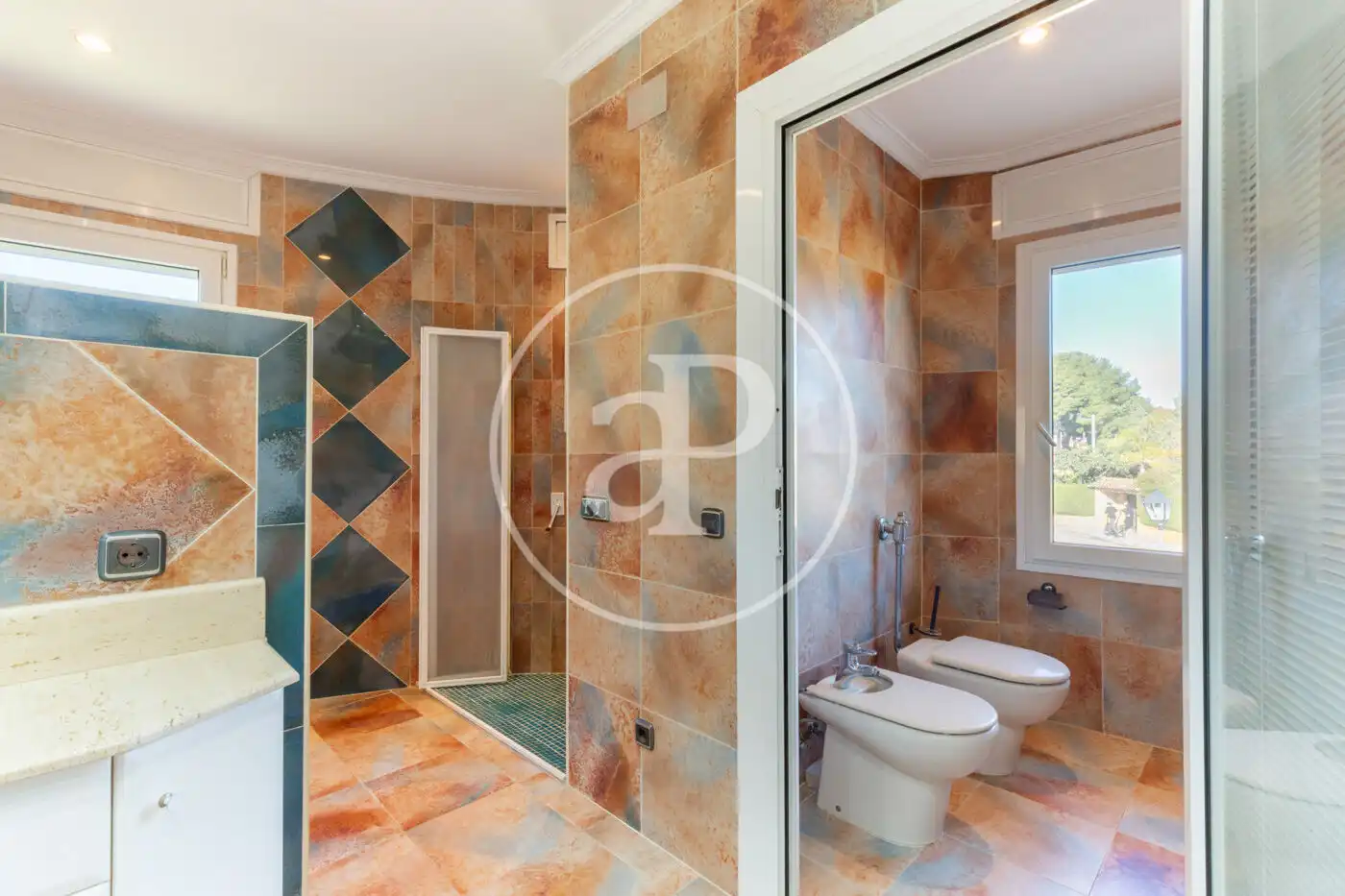 Baño de Casa o chalet en venta en Serra con Aire acondicionado, Calefacción y Jardín privado