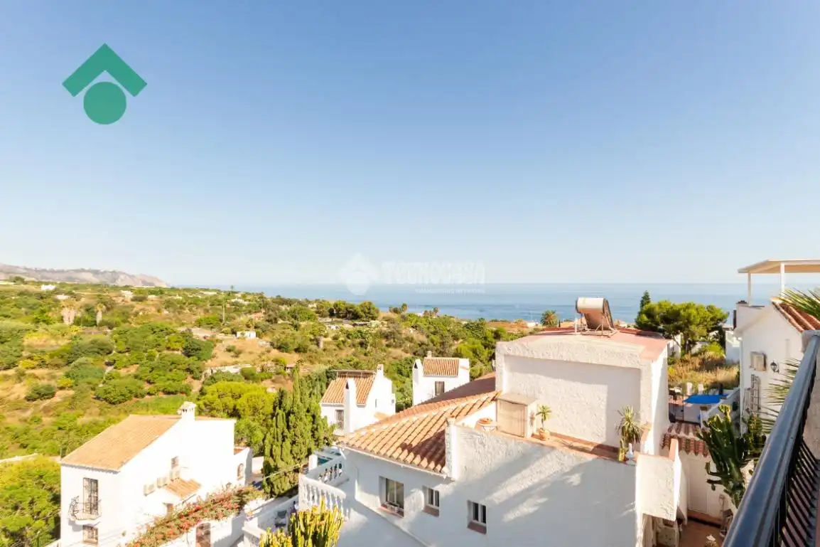 Vista exterior de Casa o chalet en venta en Nerja