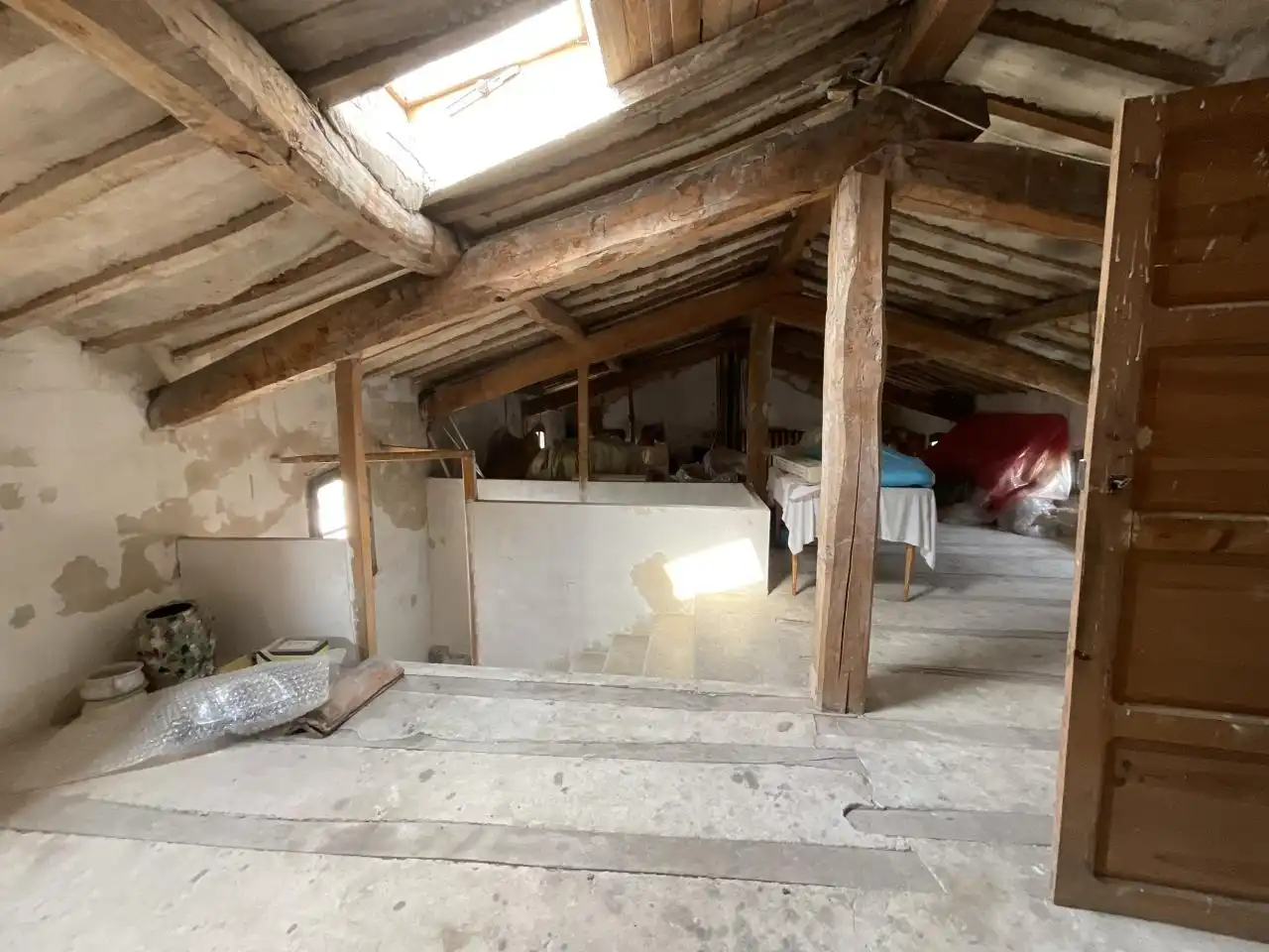 Houses for sale in Castildelgado  with Storage room and Furnished