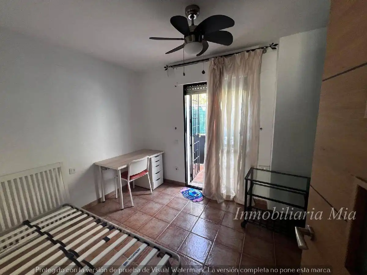Dormitori de Casa o xalet de lloguer en Torremolinos amb Piscina, Moblat i Piscina comunitària