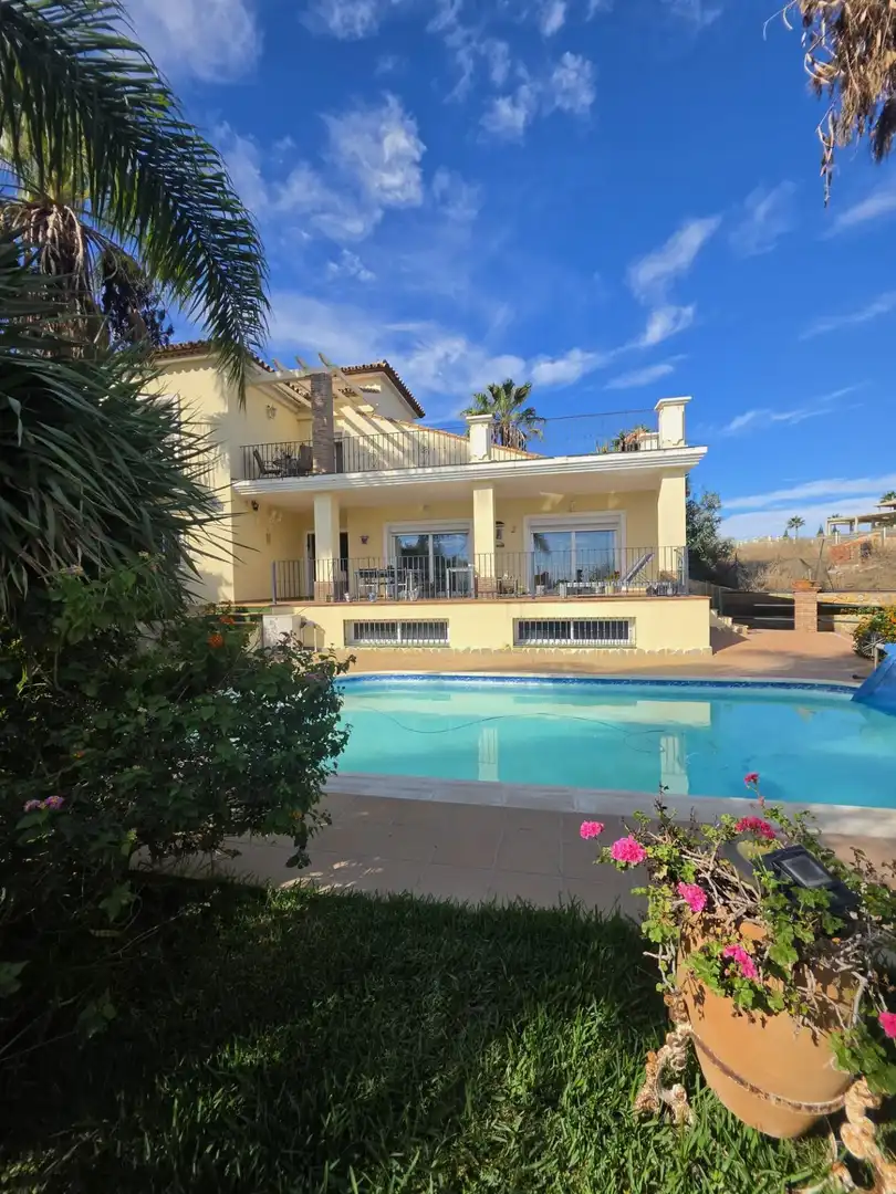 Vista exterior de Casa o chalet en venta en Casares
