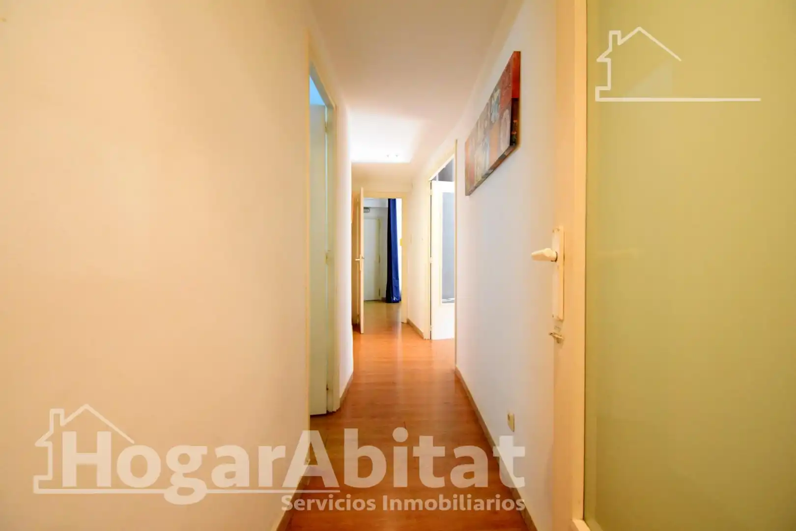 Wohnung zum Verkauf in Oliva mit Klimaanlage, Heizung und Parkett