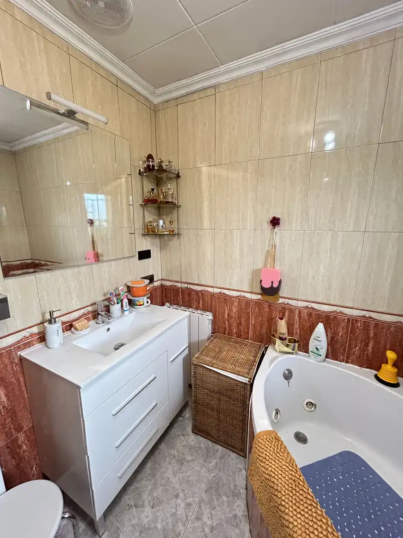 Baño de Casa o chalet en venta en Vilobí d'Onyar con Aire acondicionado, Calefacción y Jardín privado