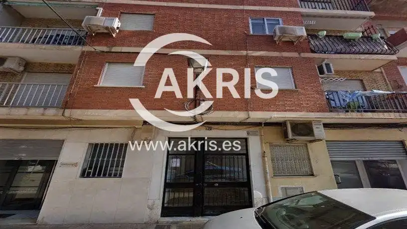 Piso en venta en Carrer del Doctor Gómez Ferrer, Ciutat Universitària