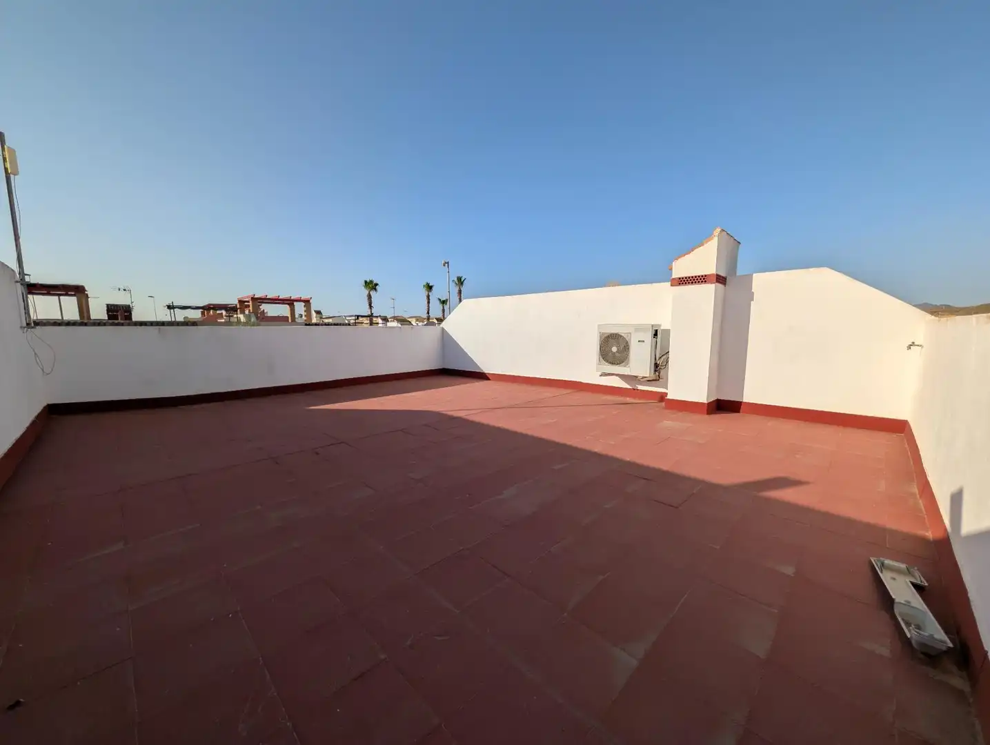 Terrassa de Casa adosada en venda en Mazarrón amb Aire condicionat, Jardí privat i Piscina comunitària