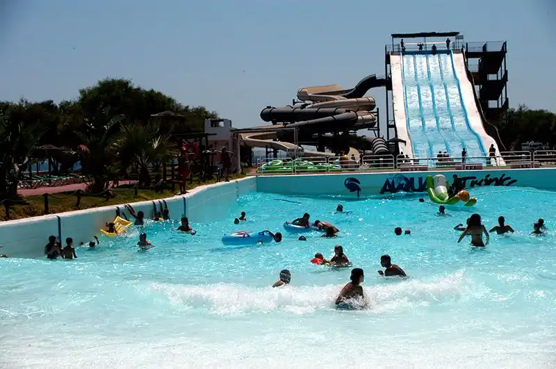 Schwimmbecken von Wohnungen zur Miete in Almuñécar mit Klimaanlage, Heizung und Terrasse