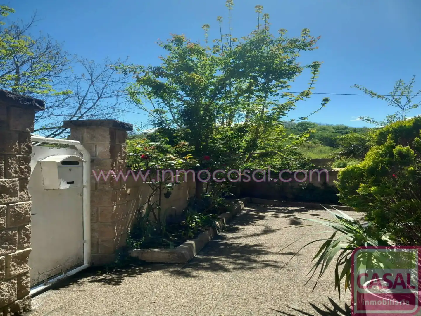 Vista exterior de Casa o chalet en venta en Oviedo  con Calefacción y Trastero