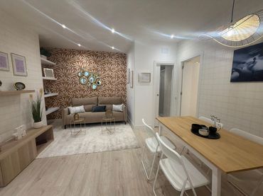 Rez-de-chaussée à vendre à De Los Relatores